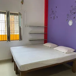 Indra Paying Guest house Varanasi